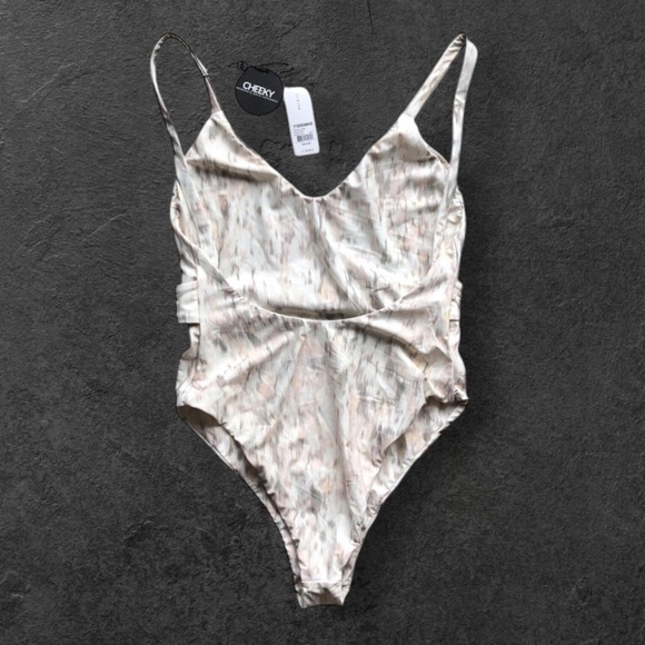 Amuse Society Patola One Piece Swimsuit Revolve White Multicolored Medium - Picture 2 of 9